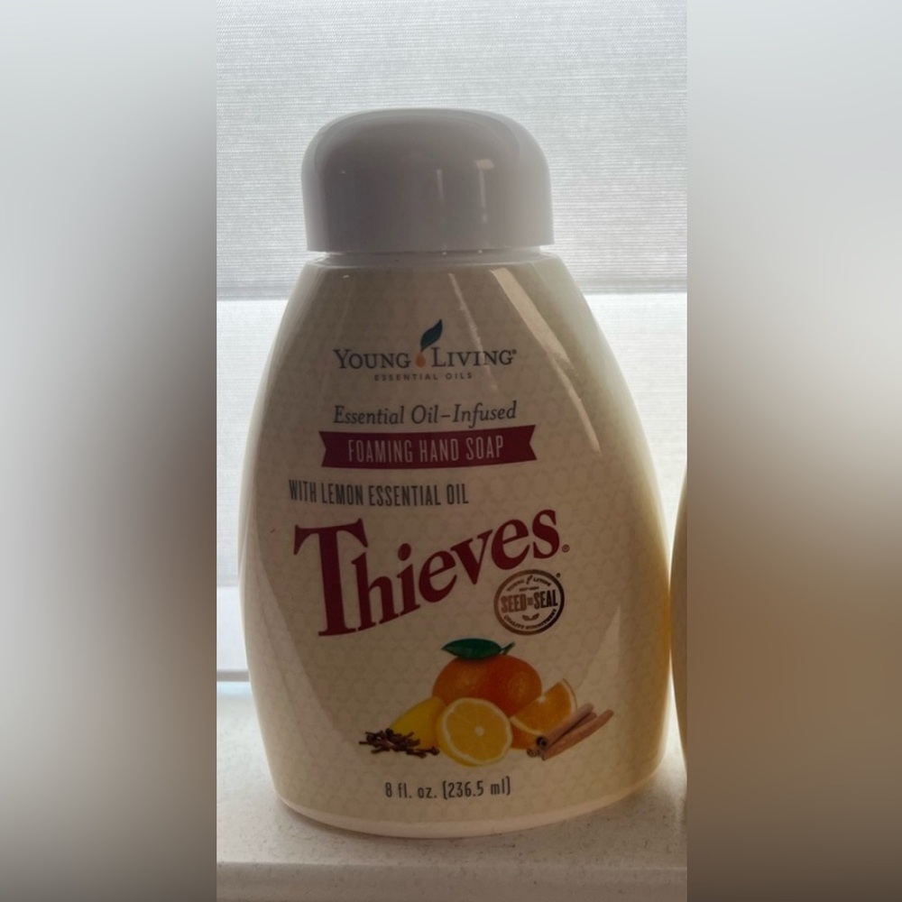 Thieves young living foaming hand soap